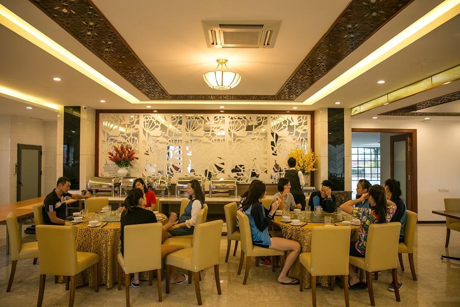 Ha Huy Hotel Hà Tĩnh Exterior foto